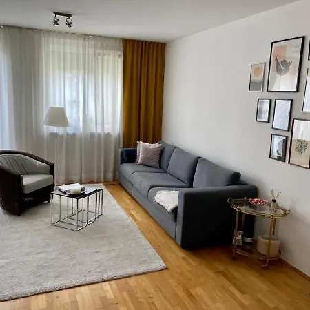 Davis Haus